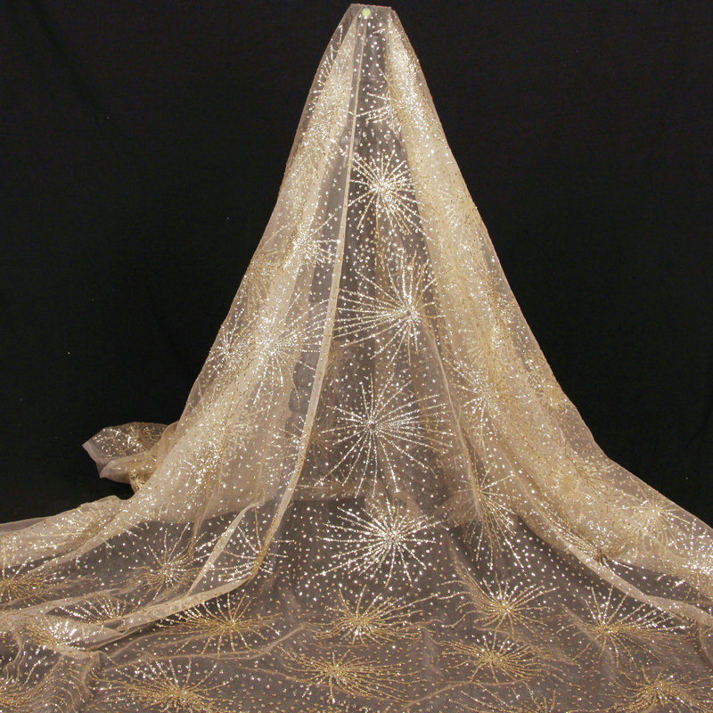 Crystal Mesh Fabric - 装飾チュール生地メタリックゴールド花刺繍ブライダルベールアーチ装飾春夏ソーシャルメディアウェディング素材
