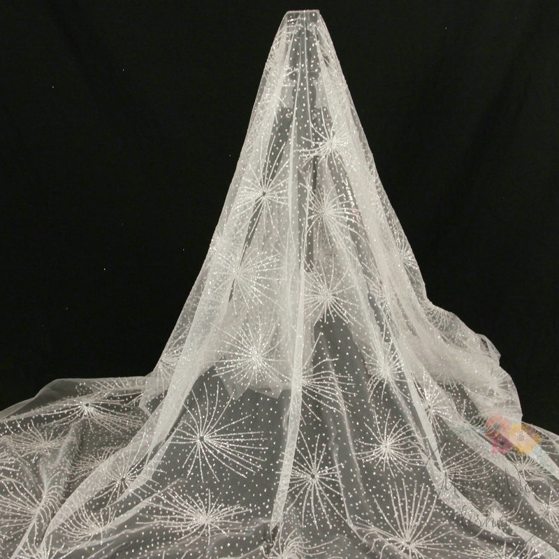 装飾チュール生地メタリックゴールド花刺繍ブライダルベールアー - Crystal Mesh Fabric のレビューと価格